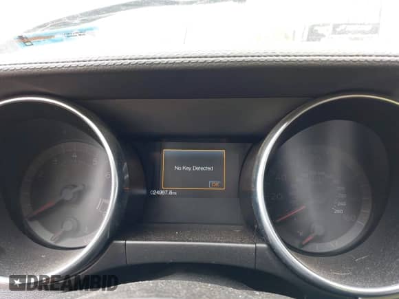 2022 Ford Mustang GT with VIN 1FA6P8CF5N5145653, listed as a IAAI auction lot 42370652 with 24,987 mi miles and . Bid and sale history available at DreamBid. Image 7.