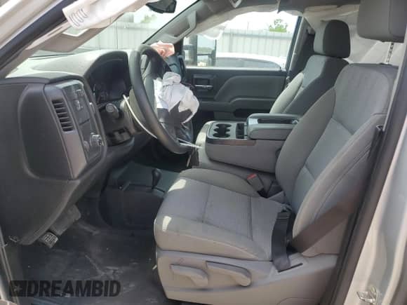 2019 Chevrolet Silverado 2500HD Work Truck z VIN 1GC1KREG9KF155249, wystawiony jako Copart lot #64574945 z przebiegiem 125 038 mil mil oraz Szkoda całkowita • Salvage title. Historia ofert i sprzedaży dostępna na DreamBid. Obrazek 7.