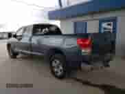 2008 Toyota Tundra z VIN 5TFCV54118X008593, wystawiony jako Copart lot #86814015 z przebiegiem 247 891 mil mil oraz Czysty tytuł • Clean title. Historia ofert i sprzedaży dostępna na DreamBid. Obrazek 2.