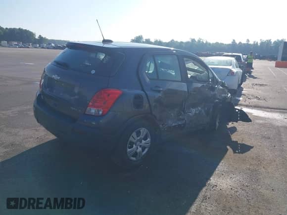 2016 Chevrolet Trax LS with VIN 3GNCJKSB9GL274080, listed as a IAAI auction lot 42693968 with 109,219 mi miles and . Bid and sale history available at DreamBid. Image 4.