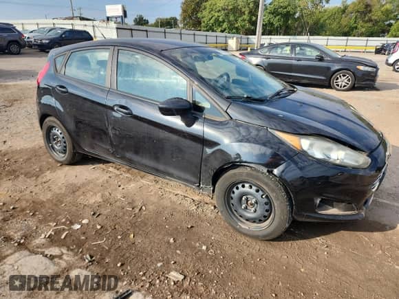 2015 Ford Fiesta S z VIN 3FADP4TJ1FM173059, wystawiony jako Copart lot #86705795 z przebiegiem 107 444 mil mil oraz Szkoda całkowita • Salvage title. Historia ofert i sprzedaży dostępna na DreamBid. Obrazek 4.