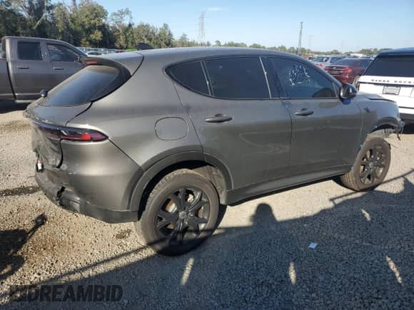 2024 Dodge Hornet GT z VIN ZACNDFANXR3A39572, wystawiony jako Copart lot #86527694 z przebiegiem 7 338 mil mil oraz Szkoda całkowita • Salvage title. Historia ofert i sprzedaży dostępna na DreamBid. Obrazek 3.