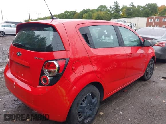 2013 Chevrolet Sonic LS with VIN 1G1JA6SGXD4117722, listed as a IAAI auction lot 43399572 with 156,754 mi miles and . Bid and sale history available at DreamBid. Image 4.