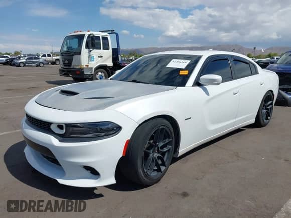 2015 Dodge Charger RT с VIN 2C3CDXCT4FH745861, выставлен на аукционе IAAI как лот 42206349 с пробегом 136 061 миль миль и . История ставок и продаж доступна на DreamBid. Изображение 2.