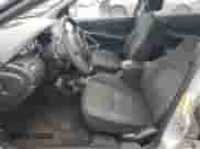 2005 Dodge Neon SXT z VIN 1B3ES56C85D255737, wystawiony jako Copart lot #73374864 z przebiegiem 229 340 mil mil oraz Szkoda całkowita • Salvage title. Historia ofert i sprzedaży dostępna na DreamBid. Obrazek 7.