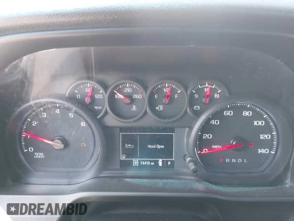 2020 Chevrolet Silverado 1500 Work Truck z VIN 1GCRYAEFXLZ179618, wystawiony jako IAAI lot #42499975 z przebiegiem 74 410 mil mil oraz . Historia ofert i sprzedaży dostępna na DreamBid. Obrazek 7.