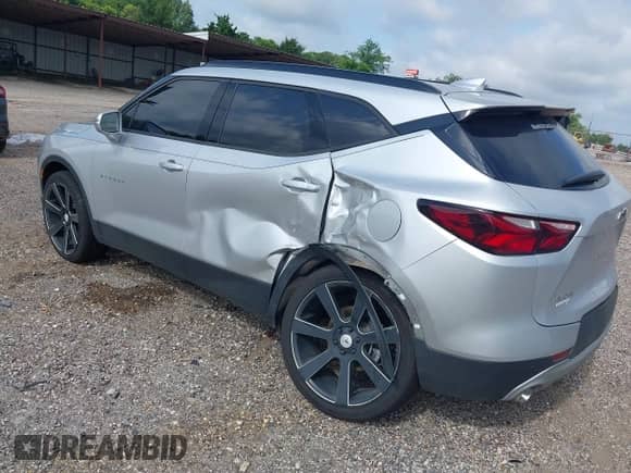 2019 Chevrolet Blazer with VIN 3GNKBBRA5KS673248, listed as a IAAI auction lot 42536237 with 77,086 mi miles and . Bid and sale history available at DreamBid. Image 3.