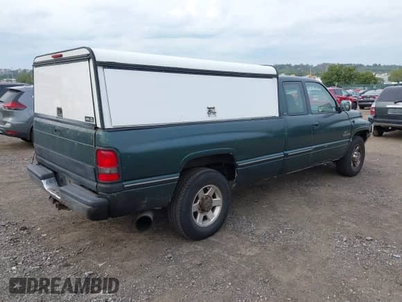 1996 Dodge 2500 with VIN 1B7KC23C6TJ168239, listed as a IAAI auction lot 43289834 with 359,921 mi miles and . Bid and sale history available at DreamBid. Image 4.