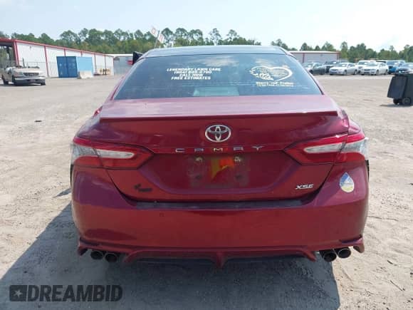 2018 Toyota Camry XSE z VIN 4T1B61HK5JU597011, wystawiony jako IAAI lot #43262705 z przebiegiem 136 716 mil mil oraz . Historia ofert i sprzedaży dostępna na DreamBid. Obrazek 16.