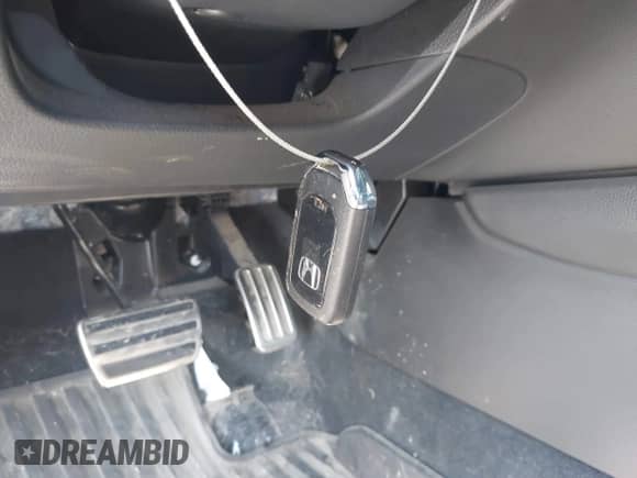 2022 Honda Accord Sport z VIN 1HGCV3F27NA029054, wystawiony jako IAAI lot #43146842 z przebiegiem 99 987 mil mil oraz . Historia ofert i sprzedaży dostępna na DreamBid. Obrazek 11.