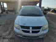 2001 Dodge Caravan Sport z VIN 1B4GP44361B160554, wystawiony jako Copart lot #71982855 z przebiegiem 190 491 mil mil oraz Szkoda całkowita • Salvage title. Historia ofert i sprzedaży dostępna na DreamBid. Obrazek 5.