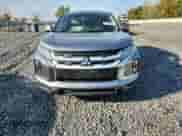 2021 Mitsubishi Outlander ES z VIN JA4APUAU1MU001160, wystawiony jako Copart lot #81616325 z przebiegiem 96 015 mil mil oraz Szkoda całkowita • Salvage title. Historia ofert i sprzedaży dostępna na DreamBid. Obrazek 5.