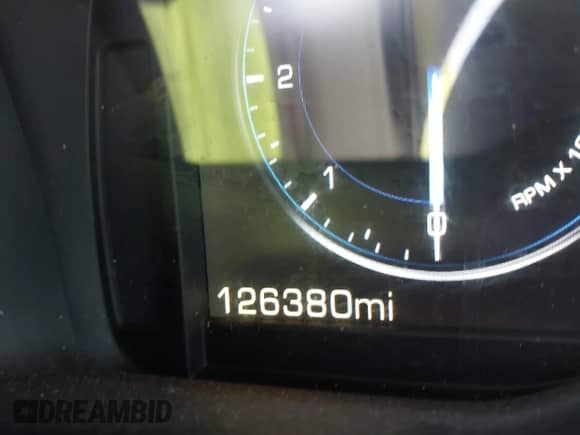 2015 Cadillac Escalade Luxury с VIN 1GYS3MKJ2FR520065, выставлен на аукционе IAAI как лот 42309247 с пробегом 126 380 миль миль и . История ставок и продаж доступна на DreamBid. Изображение 15.