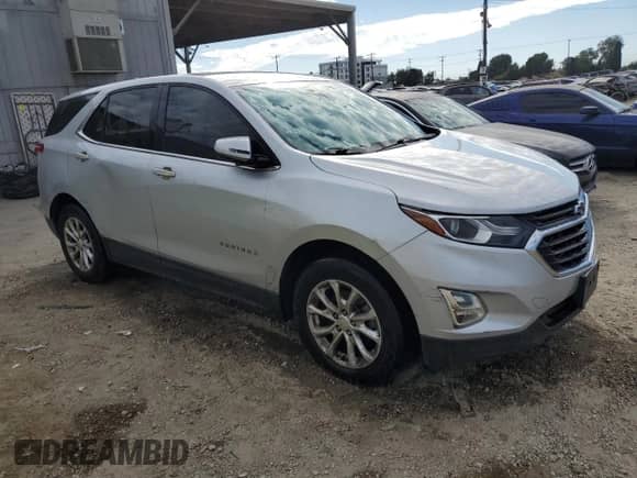 2019 Chevrolet Equinox LT z VIN 2GNAXJEV0K6277422, wystawiony jako Copart lot #86253405 z przebiegiem 112 040 mil mil oraz Czysty tytuł • Clean title. Historia ofert i sprzedaży dostępna na DreamBid. Obrazek 4.