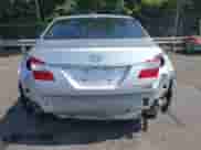 2013 Hyundai Genesis R-Spec z VIN KMHGC4DH9DU245628, wystawiony jako IAAI lot #42611248 z przebiegiem 110 373 mil mil oraz . Historia ofert i sprzedaży dostępna na DreamBid. Obrazek 6.