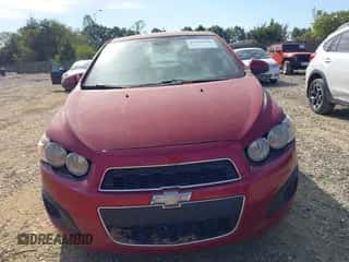 2012 Chevrolet Sonic LS с VIN 1G1JB5SH6C4206573, выставлен на аукционе IAAI как лот 43140144 с пробегом 178 126 миль миль и . История ставок и продаж доступна на DreamBid. Изображение 6.