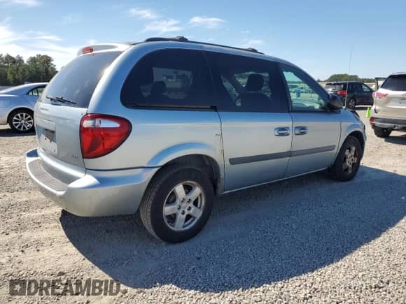 2006 Dodge Caravan SXT z VIN 1D4GP45R16B742495, wystawiony jako Copart lot #85894865 z przebiegiem 237 755 mil mil oraz Szkoda całkowita • Salvage title. Historia ofert i sprzedaży dostępna na DreamBid. Obrazek 3.