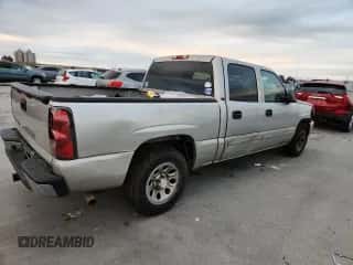 2006 Chevrolet Silverado 1500 LT1 z VIN 2GCEC13T661192952, wystawiony jako Copart lot #87262175 z przebiegiem 142 692 mil mil oraz Czysty tytuł • Clean title. Historia ofert i sprzedaży dostępna na DreamBid. Obrazek 3.