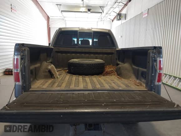 2012 Ford F-150 Lariat with VIN 1FTFW1E64CFA50624, listed as a IAAI auction lot 41687642 with 318,969 mi miles and . Bid and sale history available at DreamBid. Image 16.