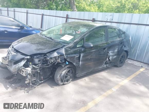 2012 Toyota Prius One z VIN JTDKN3DU0C5478452, wystawiony jako IAAI lot #42369719 z przebiegiem 246 551 mil mil oraz . Historia ofert i sprzedaży dostępna na DreamBid. Obrazek 2.
