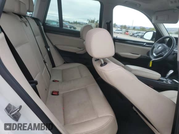 2017 BMW X3 sDrive28i with VIN 5UXWZ7C51H0U47334, listed as a Copart auction lot 84040535 with 101,167 mi miles and Salvage title. Bid and sale history available at DreamBid. Image 11.