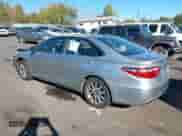 2016 Toyota Camry XLE z VIN 4T1BD1FK0GU199867, wystawiony jako IAAI lot #43473931 z przebiegiem 148 028 mil mil oraz . Historia ofert i sprzedaży dostępna na DreamBid. Obrazek 3.