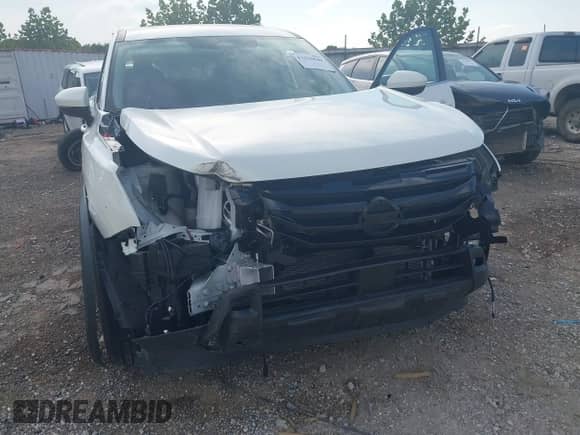 2024 Nissan Pathfinder Rock Creek with VIN 5N1DR3BD6RC275503, listed as a IAAI auction lot 43226840 with 9,618 mi miles and . Bid and sale history available at DreamBid. Image 6.