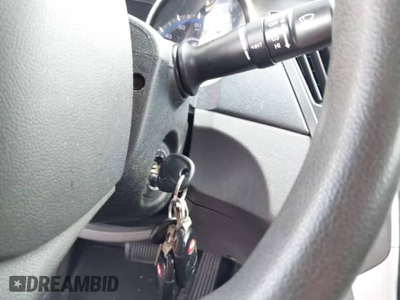 2014 Hyundai Sonata GLS z VIN 5NPEB4AC6EH847017, wystawiony jako IAAI lot #41970290 z przebiegiem 149 653 mil mil oraz . Historia ofert i sprzedaży dostępna na DreamBid. Obrazek 11.