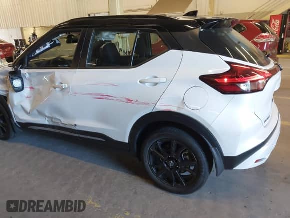 2024 Nissan Kicks SR с VIN 3N1CP5DV6RL560300, выставлен на аукционе IAAI как лот 42207596 с пробегом 7 423 миль миль и . История ставок и продаж доступна на DreamBid. Изображение 6.