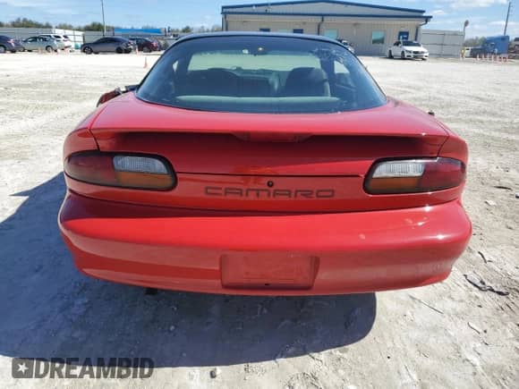 2002 Chevrolet Camaro z VIN 2G1FP22KX22163698, wystawiony jako Copart lot #88935865 z przebiegiem 114 574 mil mil oraz Szkoda całkowita • Salvage title. Historia ofert i sprzedaży dostępna na DreamBid. Obrazek 6.