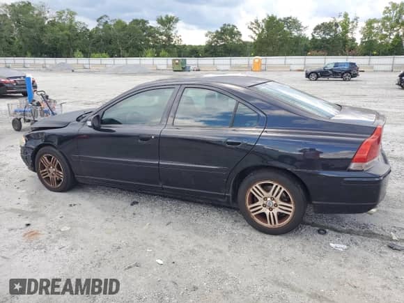 2007 Volvo S60 2.5L Turbo с VIN YV1RS592472631457, выставлен на аукционе Copart как лот 67252635 с пробегом 242 802 миль миль и Списание • Salvage title. История ставок и продаж доступна на DreamBid. Изображение 2.