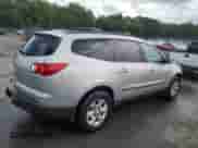 2009 Chevrolet Traverse LS z VIN 1GNEV13D89S175312, wystawiony jako Copart lot #63101105 z przebiegiem 208 709 mil mil oraz Szkoda całkowita • Salvage title. Historia ofert i sprzedaży dostępna na DreamBid. Obrazek 3.