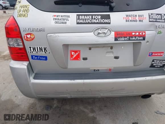 2008 Hyundai Tucson GLS z VIN KM8JM12B48U711956, wystawiony jako IAAI lot #43534119 z przebiegiem 136 794 mil mil oraz . Historia ofert i sprzedaży dostępna na DreamBid. Obrazek 6.