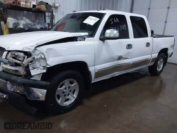 2005 Chevrolet Silverado 1500 LT with VIN 2GCEK13T651359294, listed as a IAAI auction lot 41863789 with 174,291 mi miles and . Bid and sale history available at DreamBid. Image 20.