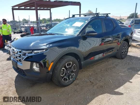 2023 Hyundai Santa Cruz SEL с VIN 5NTJC4AEXPH040985, выставлен на аукционе IAAI как лот 42757358 с пробегом 50 791 миль миль и . История ставок и продаж доступна на DreamBid. Изображение 2.