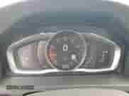 2017 Volvo S60 Inscription Platinum с VIN LYV402TM4HB130597, выставлен на аукционе Copart как лот 64957945 с пробегом 51 115 миль миль и Списание • Salvage title. История ставок и продаж доступна на DreamBid. Изображение 9.