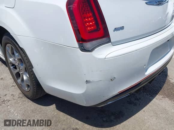 2016 Chrysler 300 S с VIN 2C3CCAGG7GH270382, выставлен на аукционе IAAI как лот 42701338 с пробегом 112 919 миль миль и . История ставок и продаж доступна на DreamBid. Изображение 20.