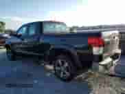 2012 Toyota Tundra z VIN 5TFRU5F12CX028127, wystawiony jako Copart lot #70646655 z przebiegiem 207 809 mil mil oraz Czysty tytuł • Clean title. Historia ofert i sprzedaży dostępna na DreamBid. Obrazek 2.