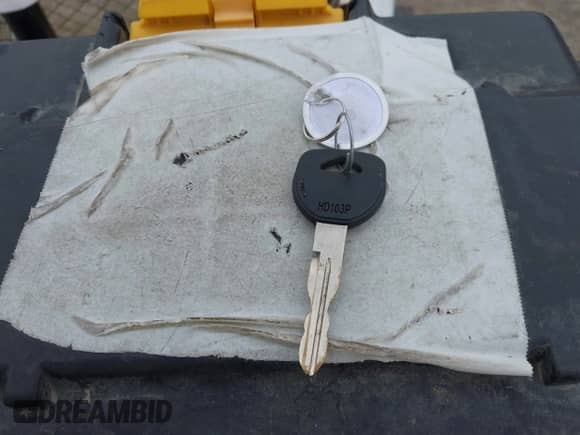 1992 Honda Accord LX с VIN 1HGCB7556NA184397, выставлен на аукционе IAAI как лот 43073042 с пробегом 315 407 миль миль и . История ставок и продаж доступна на DreamBid. Изображение 11.