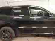 2015 Jeep Grand Cherokee SRT z VIN 1C4RJFDJ7FC663454, wystawiony jako IAAI lot #41482973 z przebiegiem 114 638 mil mil oraz . Historia ofert i sprzedaży dostępna na DreamBid. Obrazek 13.