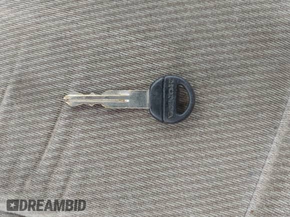 1996 Honda Accord LX with VIN 1HGCD563XTA152271, listed as a IAAI auction lot 42864789 with 268,002 mi miles and . Bid and sale history available at DreamBid. Image 11.