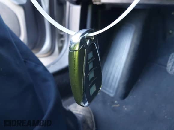 2017 Chevrolet Volt LT z VIN 1G1RC6S59HU212998, wystawiony jako IAAI lot #43341103 z przebiegiem 138 452 mil mil oraz . Historia ofert i sprzedaży dostępna na DreamBid. Obrazek 11.