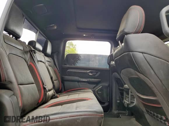 2023 Ram 1500 TRX z VIN 1C6SRFU92PN500501, wystawiony jako Copart lot #64792715 z przebiegiem 23 653 mil mil oraz Szkoda całkowita • Salvage title. Historia ofert i sprzedaży dostępna na DreamBid. Obrazek 10.