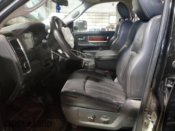 2010 Dodge 2500 Laramie with VIN 3D7UT2HL1AG165870, listed as a Copart auction lot 45903234 with 136,391 mi miles and Salvage title. Bid and sale history available at DreamBid. Image 7.