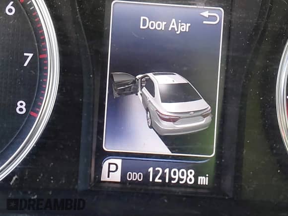 2017 Toyota Camry XLE с VIN 4T1BF1FK0HU700980, выставлен на аукционе IAAI как лот 43327320 с пробегом 121 998 миль миль и . История ставок и продаж доступна на DreamBid. Изображение 15.