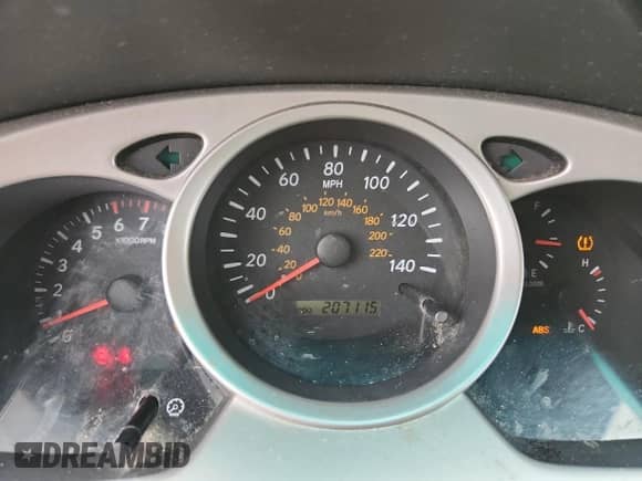 2004 Toyota Highlander with VIN JTEEP21A340013475, listed as a Copart auction lot 69687985 with 207,115 mi miles and Clean title. Bid and sale history available at DreamBid. Image 9.