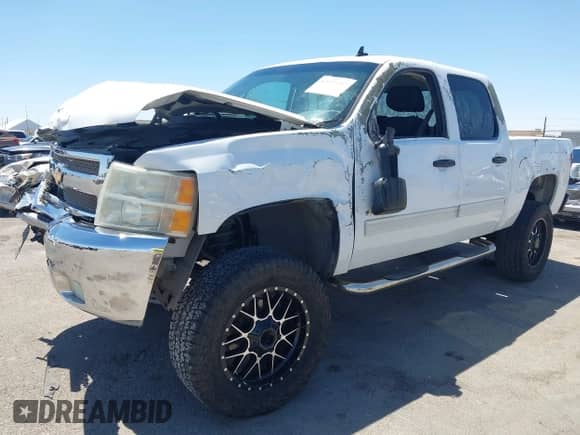 2012 Chevrolet Silverado 1500 LT with VIN 3GCPCSE07CG240821, listed as a IAAI auction lot 42097282 with 150,988 mi miles and . Bid and sale history available at DreamBid. Image 18.