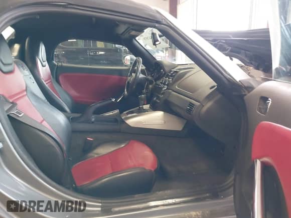 2007 Saturn Sky with VIN 1G8MB35B67Y103405, listed as a IAAI auction lot 41842076 with 135,110 mi miles and . Bid and sale history available at DreamBid. Image 5.