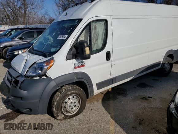 2014 Ram ProMaster Cargo с VIN 3C6URVHGXEE116155, выставлен на аукционе Copart как лот 39226474 с пробегом Не указан миль и Списание • Salvage title. История ставок и продаж доступна на DreamBid. Изображение 1.