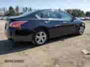 2015 Nissan Altima SV z VIN 1N4AL3AP8FC198669, wystawiony jako Copart lot #51157835 z przebiegiem 168 841 mil mil oraz Szkoda całkowita • Salvage title. Historia ofert i sprzedaży dostępna na DreamBid. Obrazek 3.